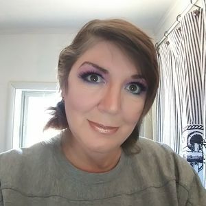 Meet your Posher, Lea ann